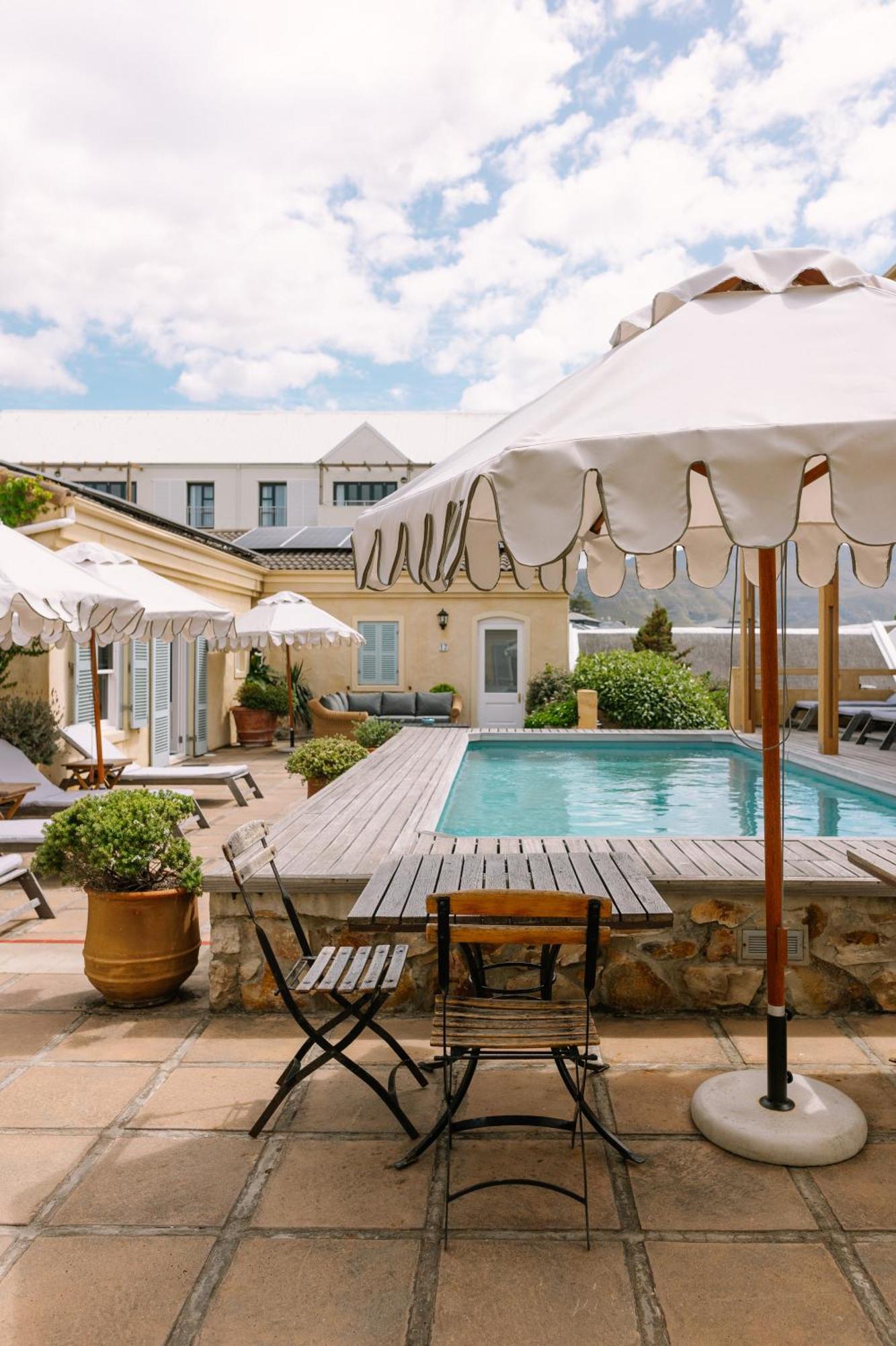 Auberge Burgundy Boutique Hotel & Spa Hermanus Esterno foto